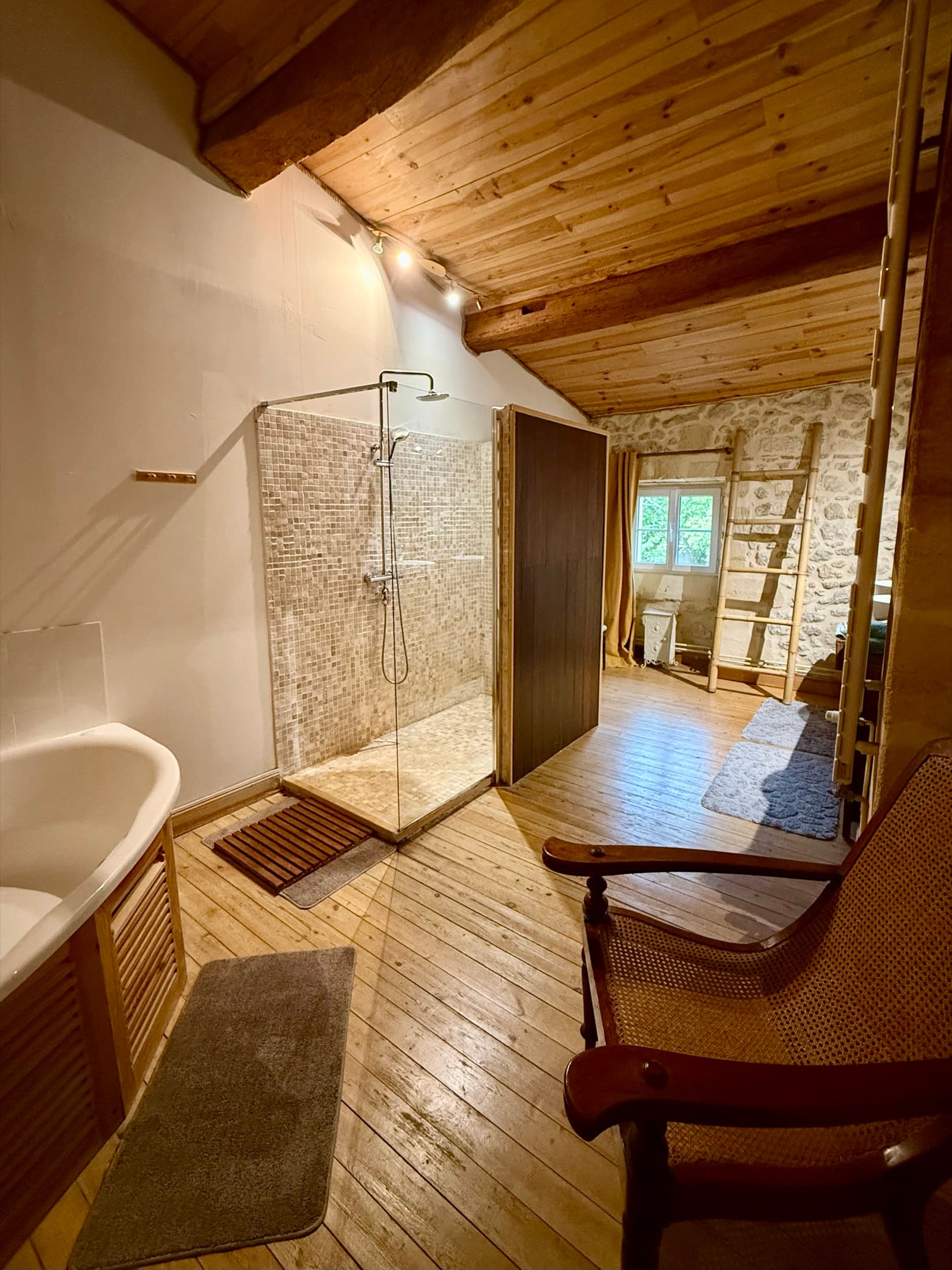 Douche de la chambre Charles Hayes